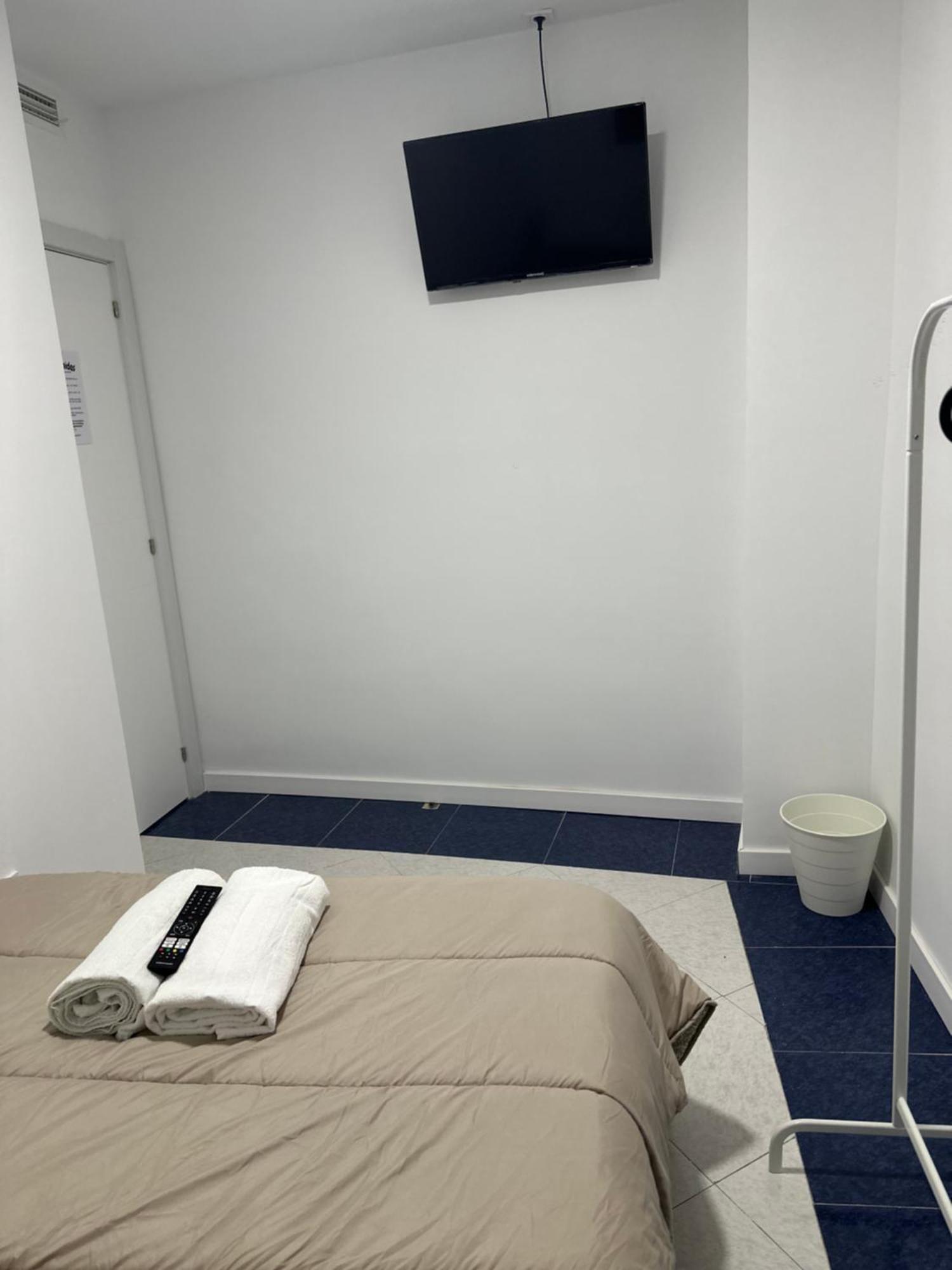 Rooms Mediavilla Madrid Ngoại thất bức ảnh